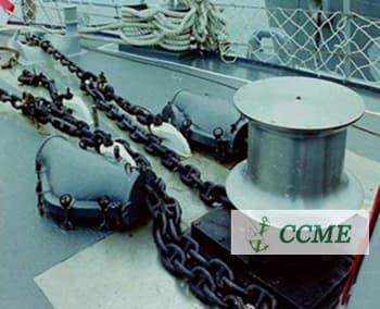 Marine bollards and Galvanized Marine StudLink Anchor Chain